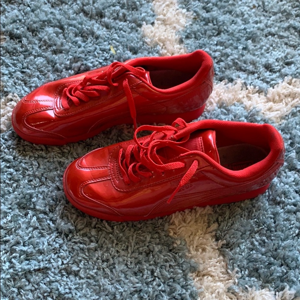 Gently worn PUMAS